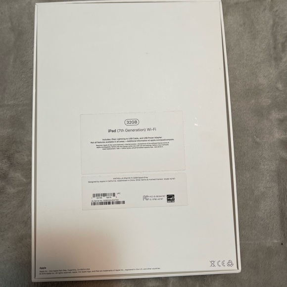 Ipad 8 generation box new - Picture 4 of 6